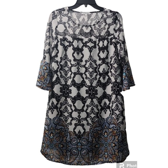 Speechless Dresses & Skirts - Speechless Dress‎ Shift Bell Sleeve Party Cocktail Black White Pattern S